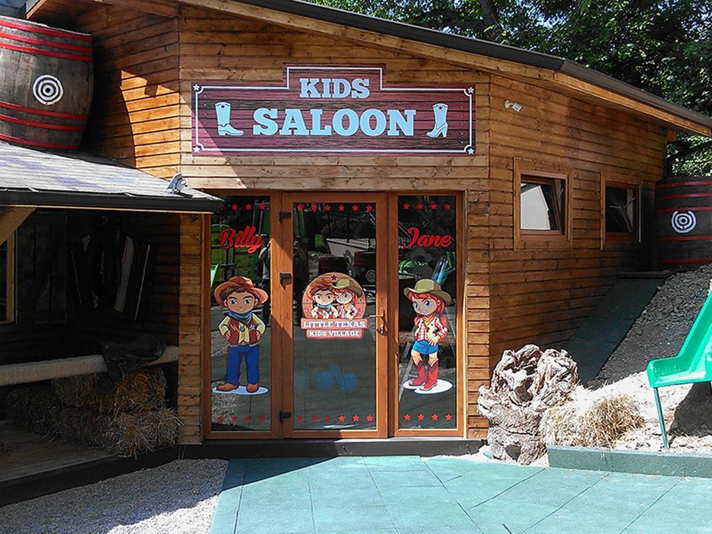 Little Texas Iasi酒店 外观 照片