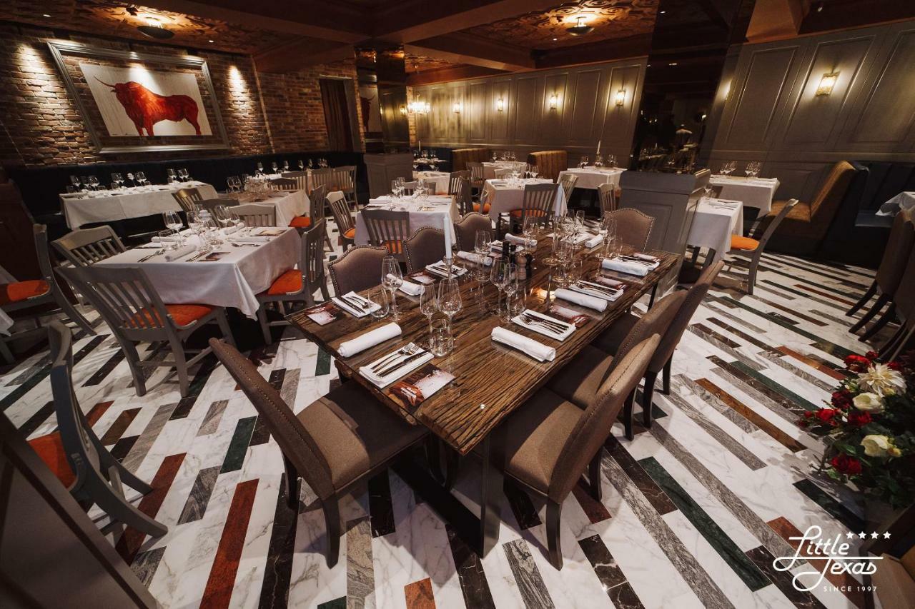 Little Texas Iasi酒店 外观 照片
