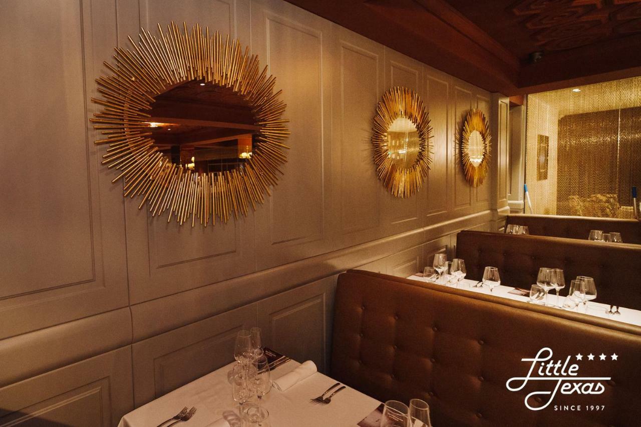 Little Texas Iasi酒店 外观 照片