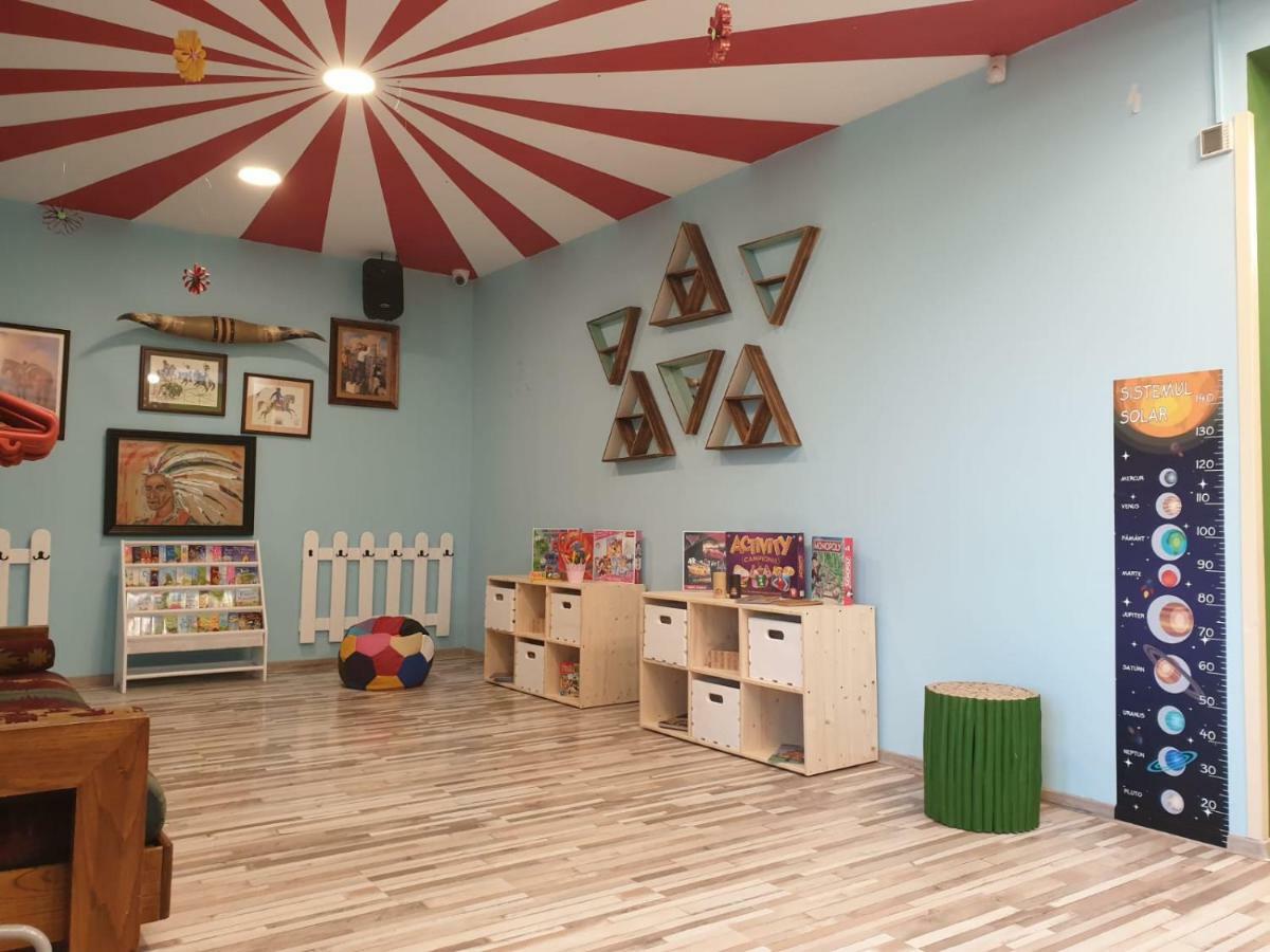 Little Texas Iasi酒店 外观 照片